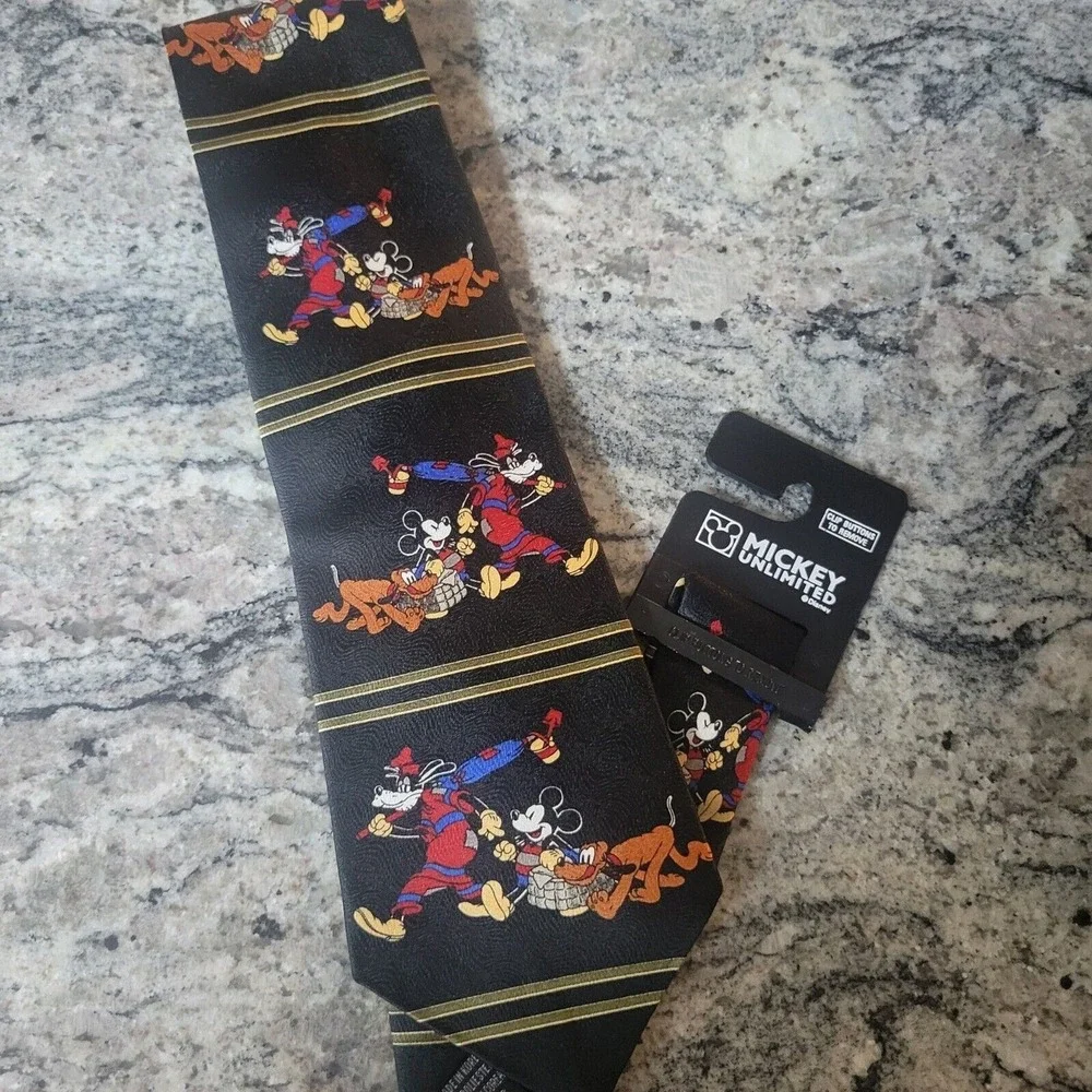 Disney Mickey‎ Unlimited Necktie Mickey Mouse Goofy Men's Novelty Neck Tie NEW